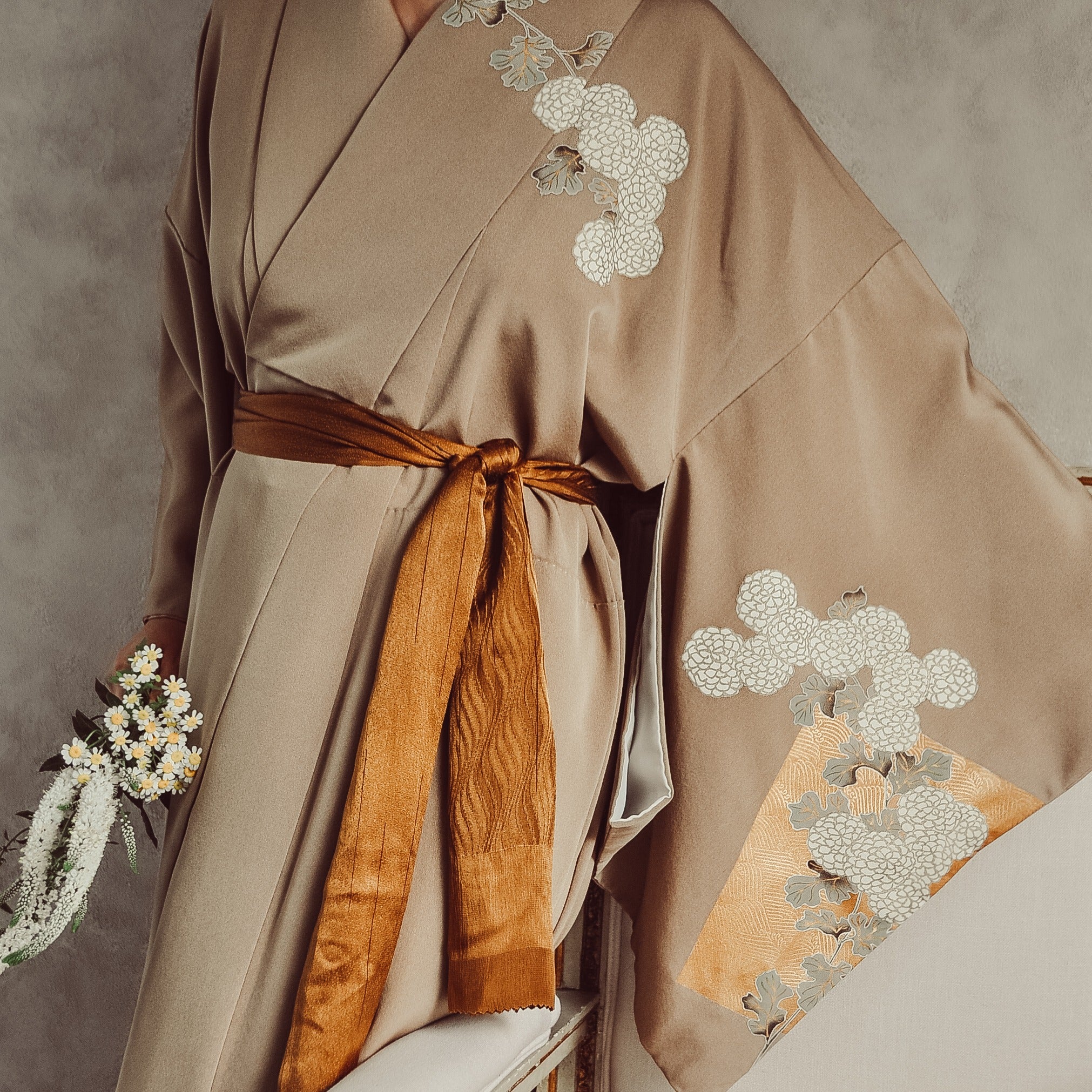 Four Seasons Sonnet 80s Kimono Robe